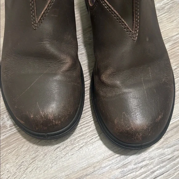 Blundstone boots - Picture 7 of 8